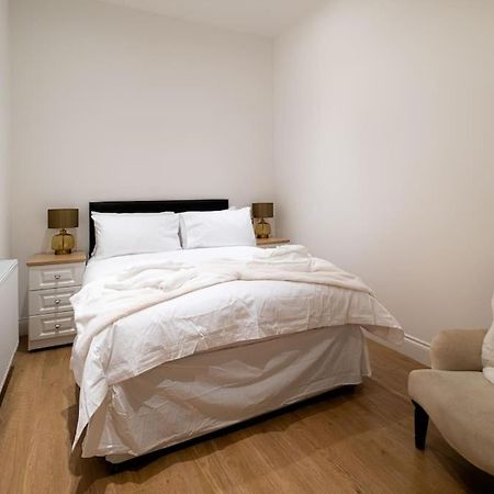2 Bed 2 Bath Spacious Apartment In Central Aberdeen Zewnętrze zdjęcie