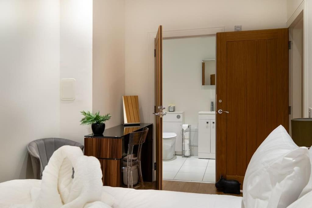 2 Bed 2 Bath Spacious Apartment In Central Aberdeen Zewnętrze zdjęcie